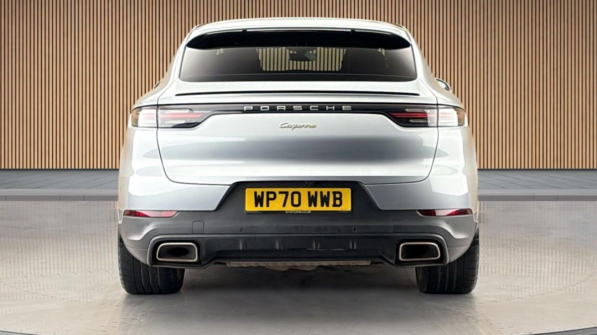 Porsche Cayenne Image 4