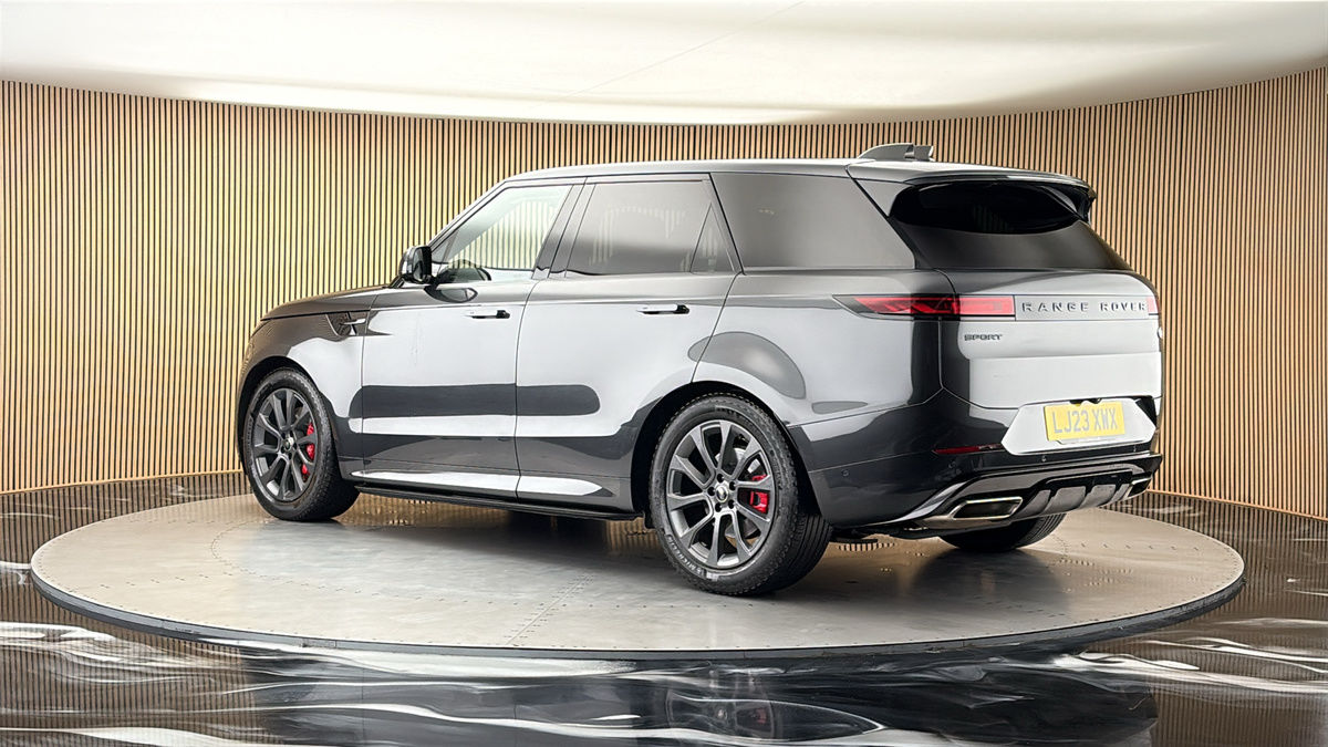 More views of Land Rover Range Rover Sport