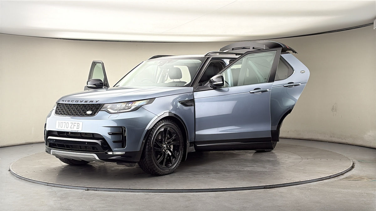 More views of Land Rover Discovery