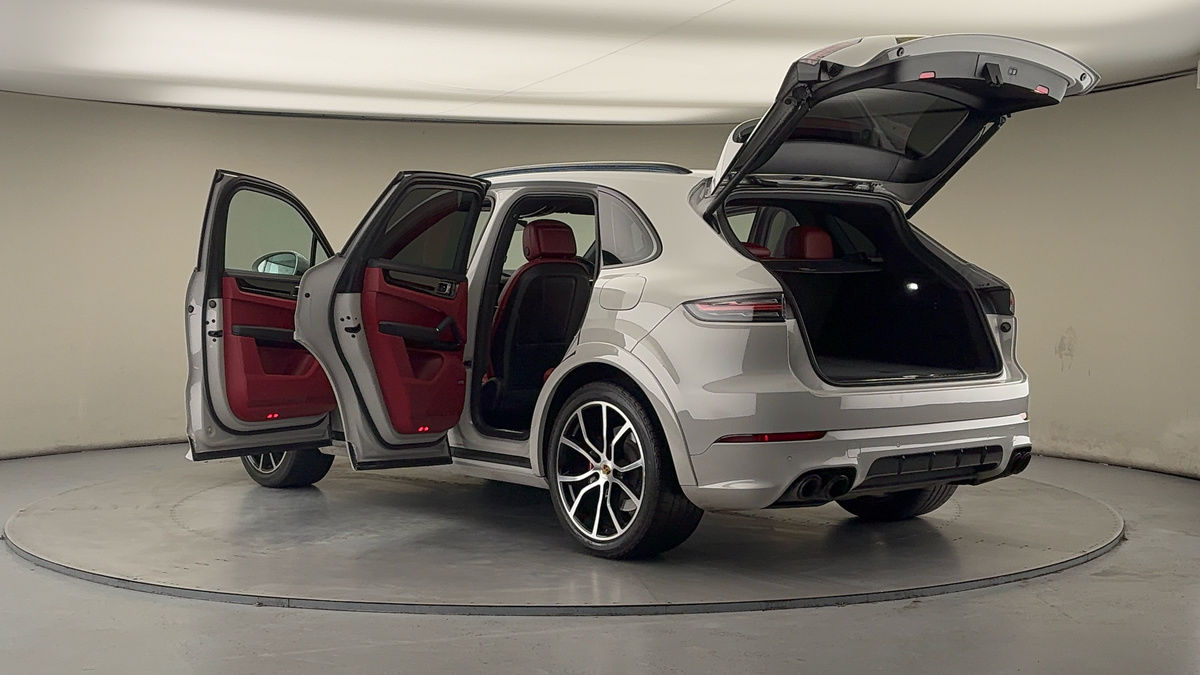 More views of Porsche Cayenne