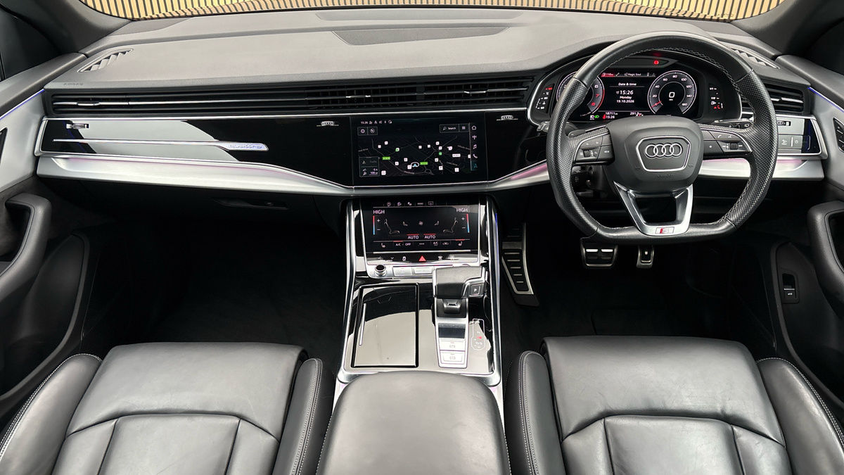 Audi Q8 Image 12