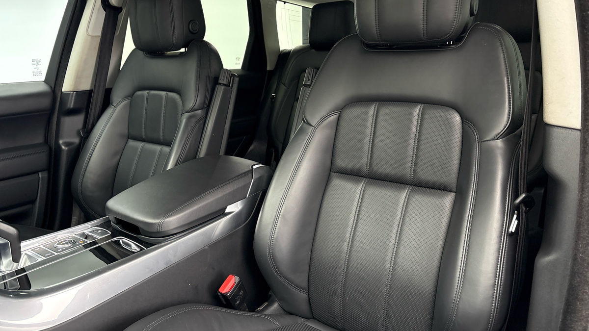 Land Rover Range Rover Sport Image 7