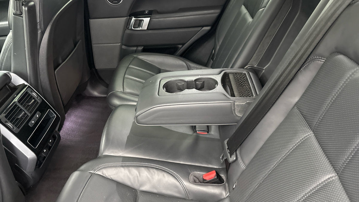 Land Rover Range Rover Sport Image 9