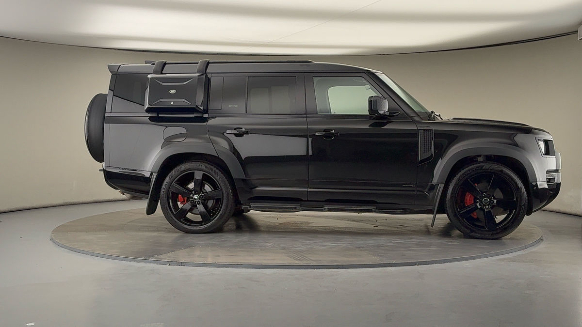 More views of Land Rover Defender 130