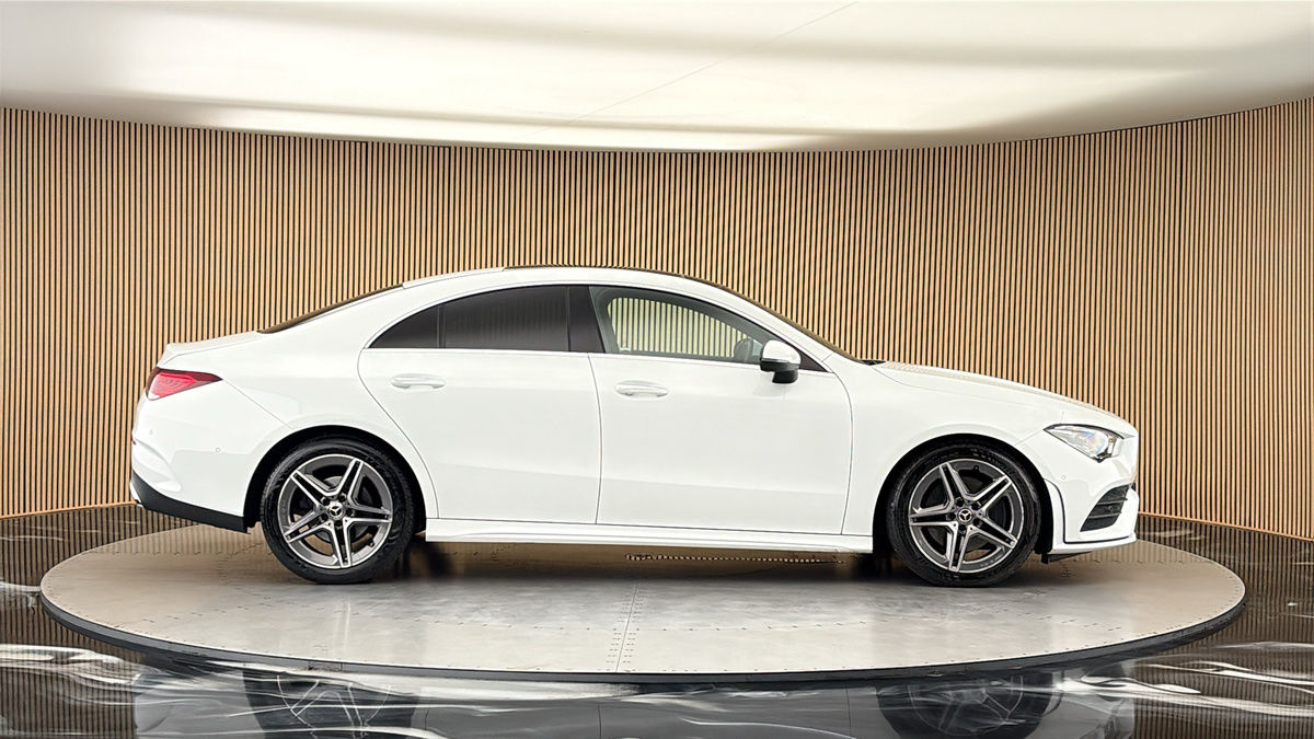 Mercedes-Benz CLA Image 16