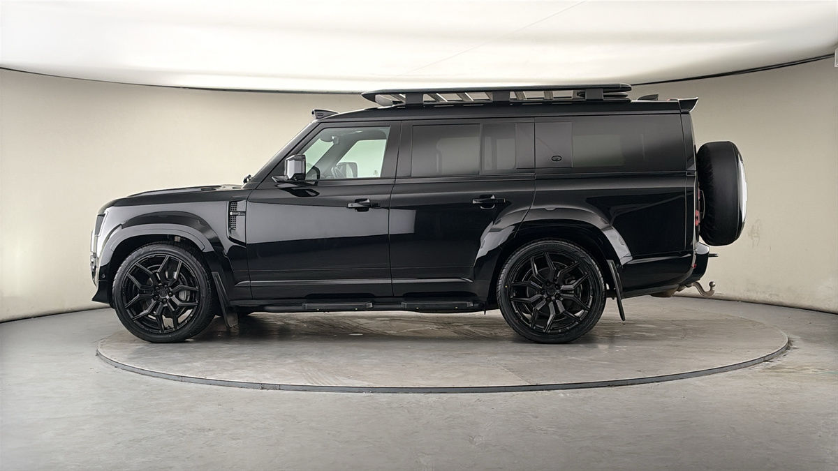 More views of Land Rover Defender 130