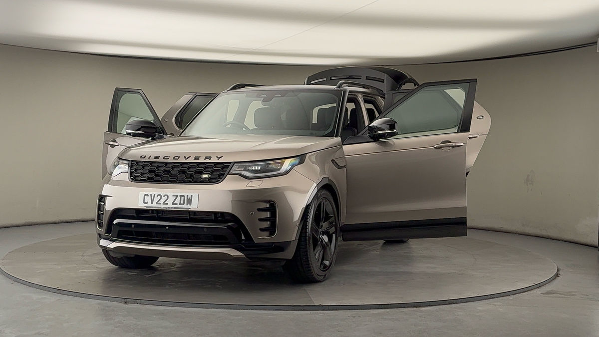 More views of Land Rover Discovery