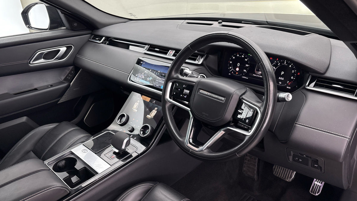 Land Rover Range Rover Velar Image 5