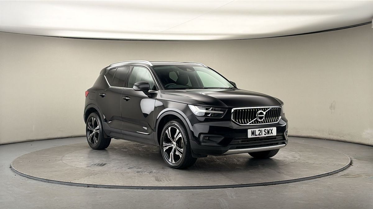 Volvo XC40 Sticky Header Image