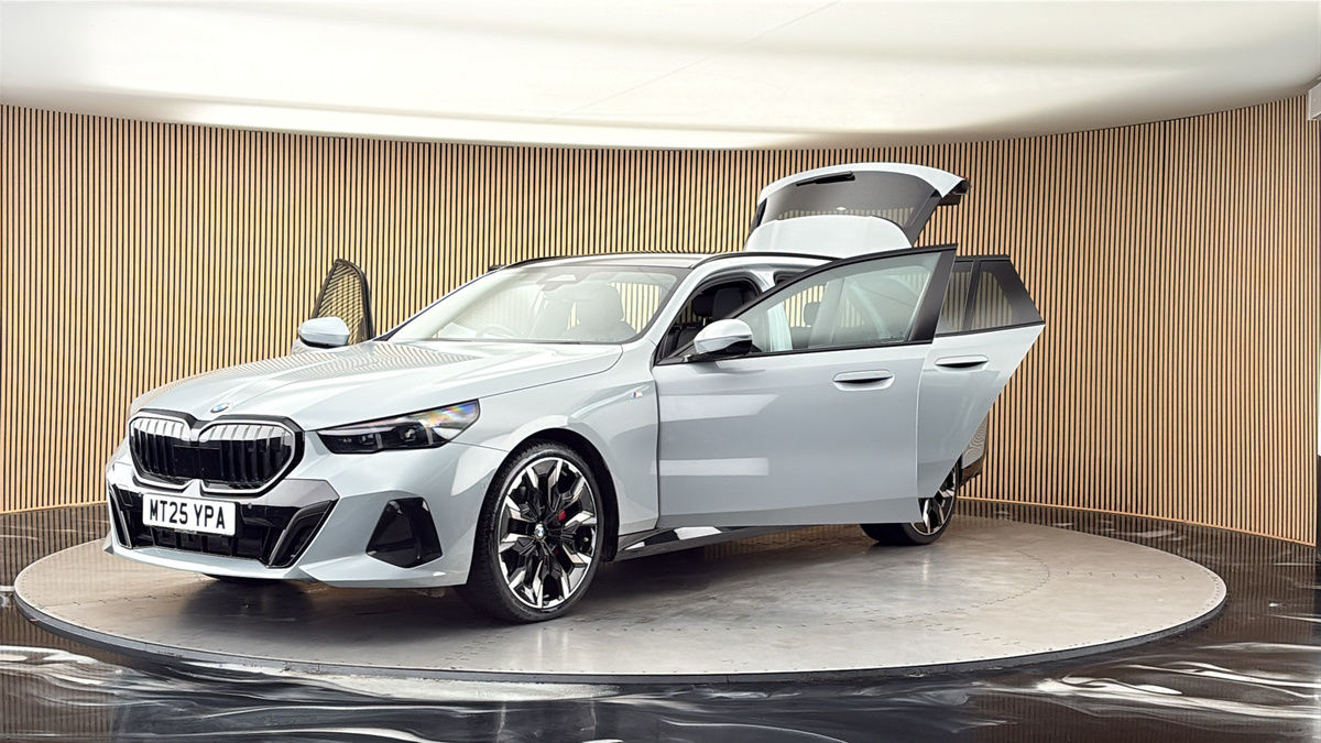 More views of BMW 5 Series