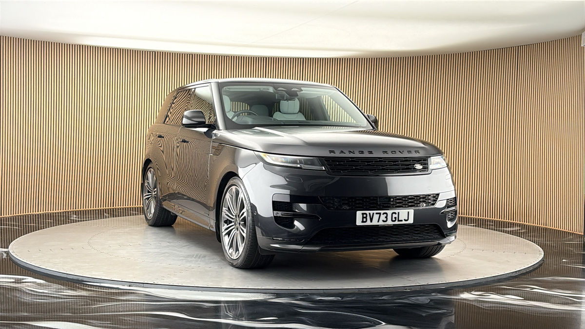 More views of Land Rover Range Rover Sport