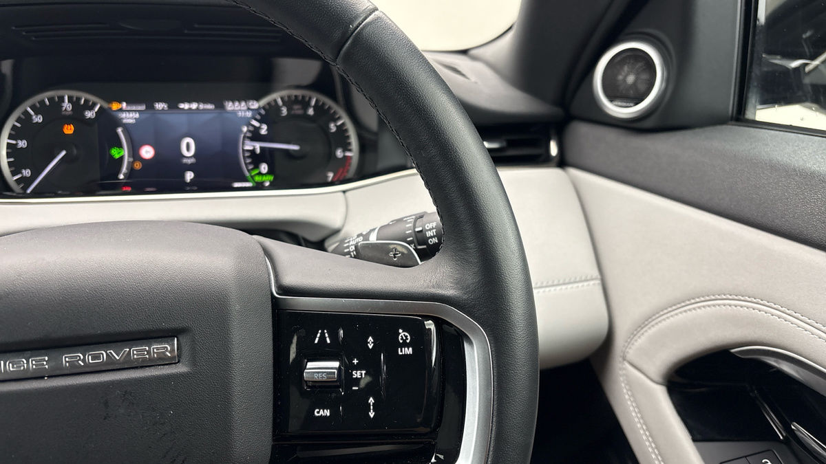 Land Rover Range Rover Evoque Image 14