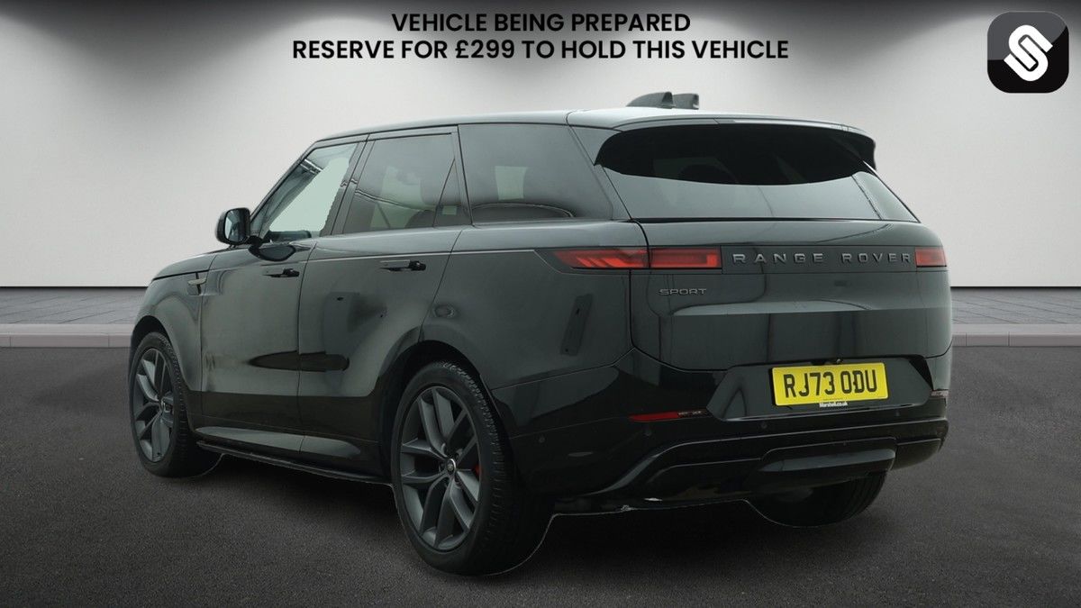 Land Rover Range Rover Sport Image 3