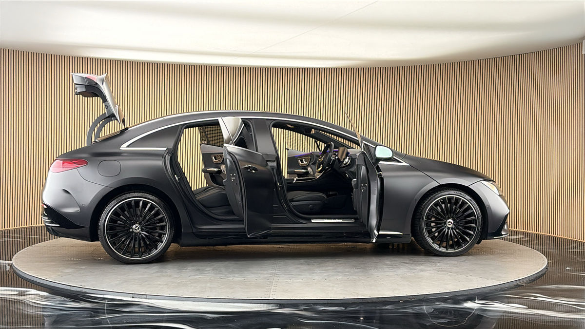 More views of Mercedes-Benz EQE