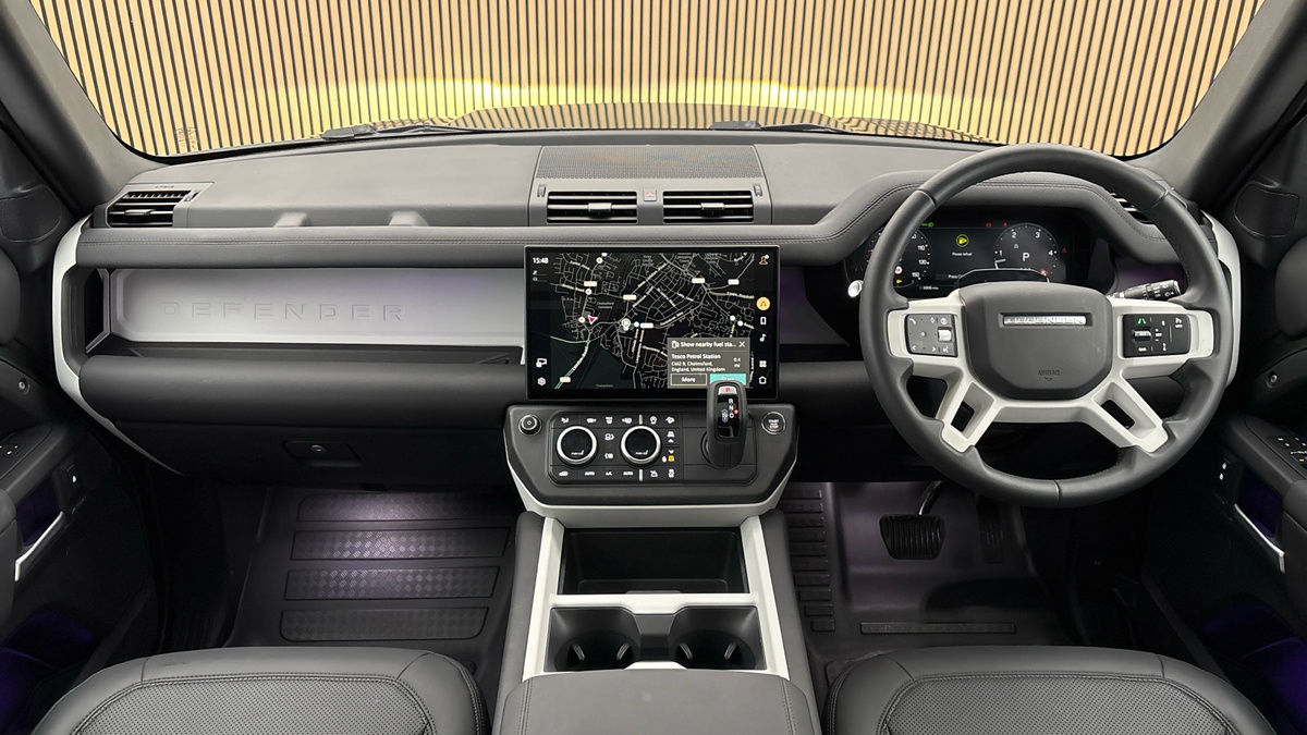 Land Rover Defender 110 Urban Image 12