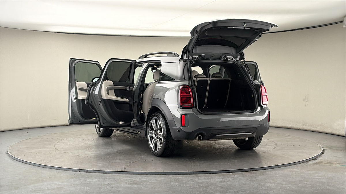 More views of MINI Countryman