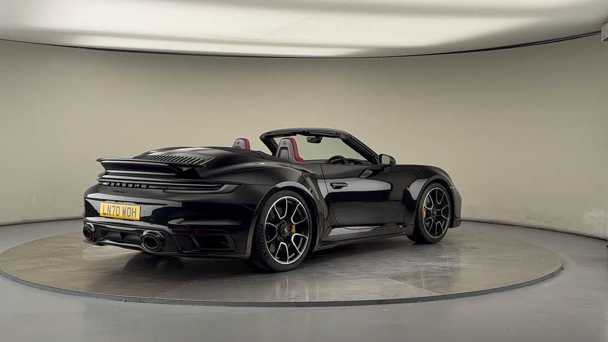 Porsche 911 Image 21