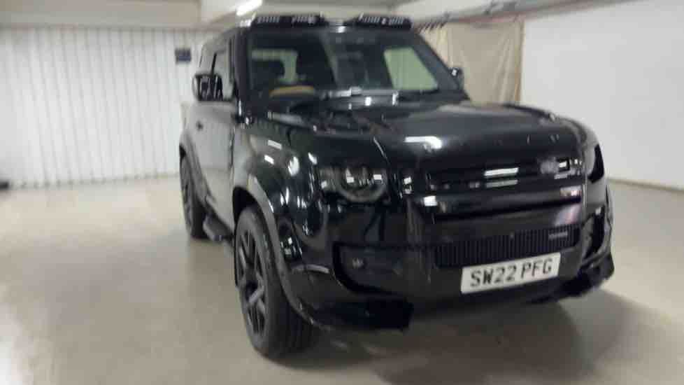 More views of Land Rover Defender 90