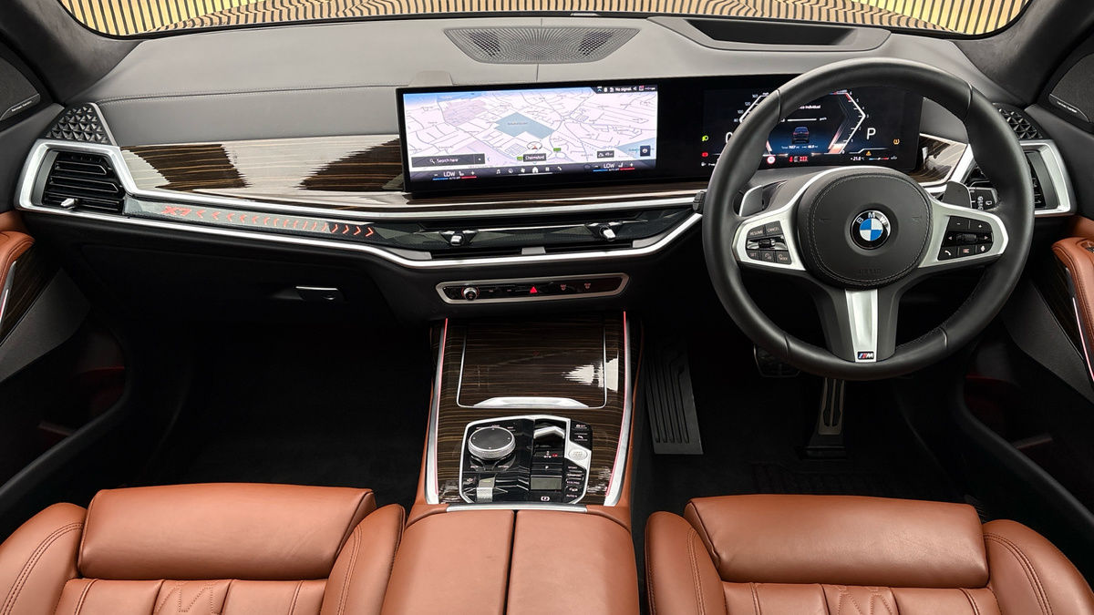 BMW X7 Image 12
