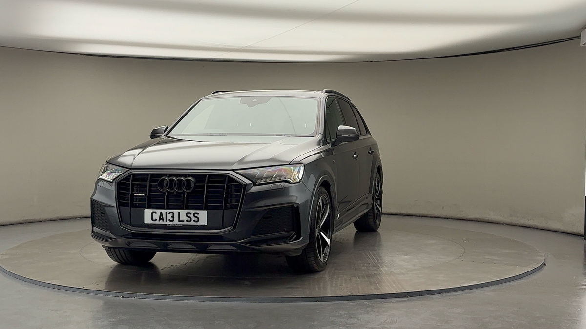 More views of Audi Q7