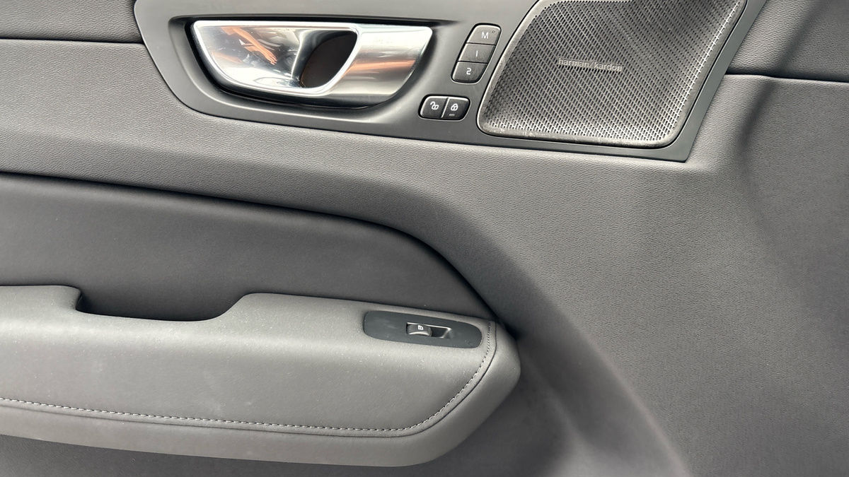 Volvo XC60 Image 19