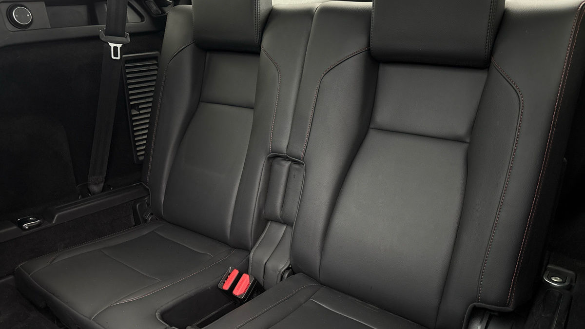 Land Rover Discovery Sport Image 31
