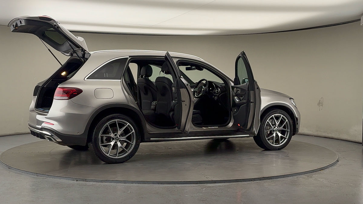 More views of Mercedes-Benz GLC