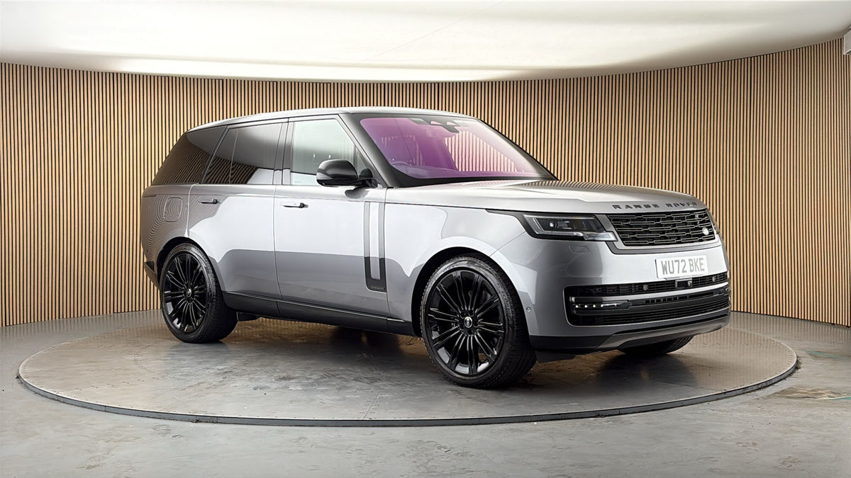 More views of Land Rover Range Rover