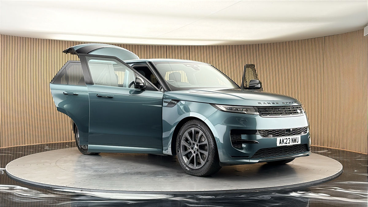 More views of Land Rover Range Rover Sport