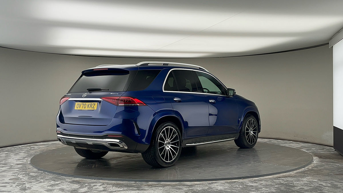 More views of Mercedes-Benz GLE