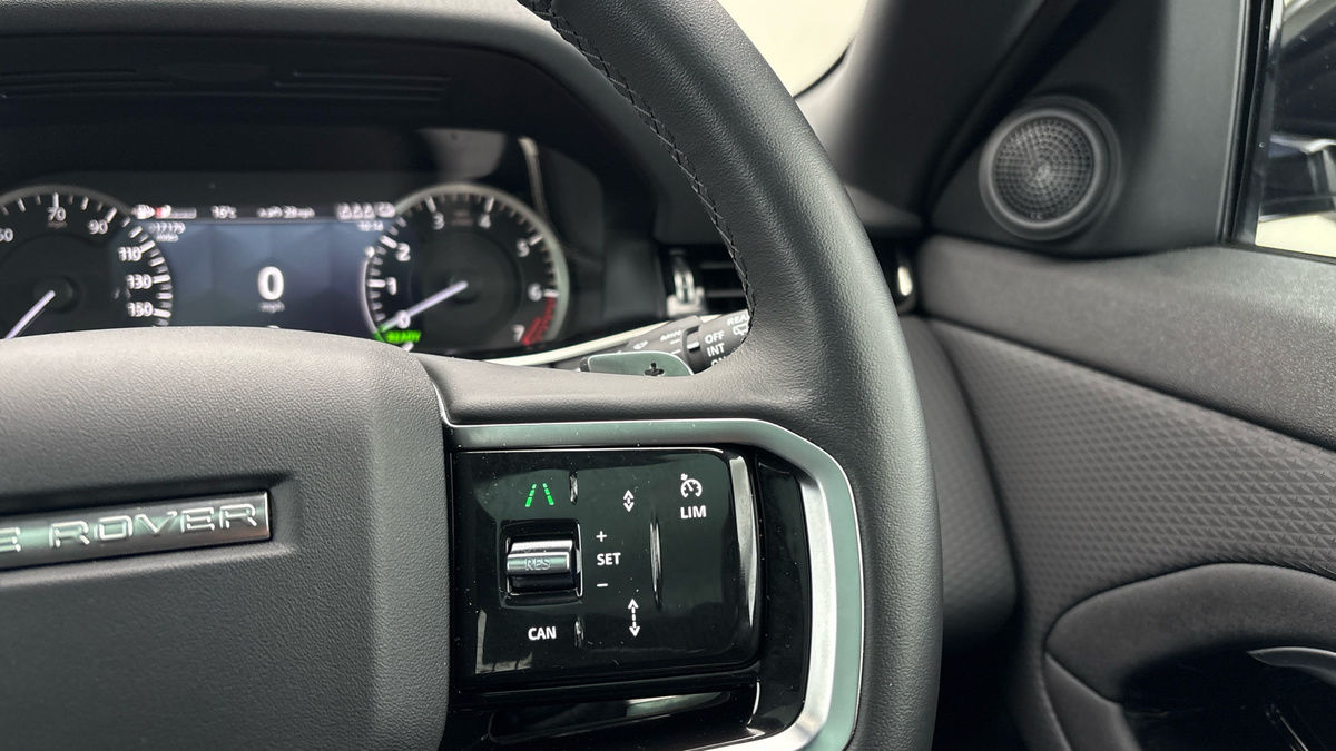 Land Rover Range Rover Evoque Image 14