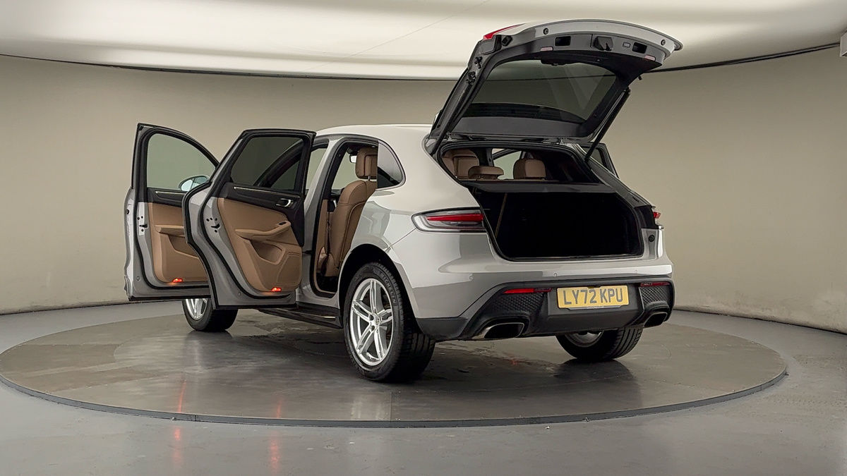 Porsche Macan Image 23