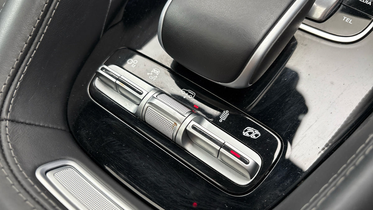 Mercedes-Benz GLE Image 43