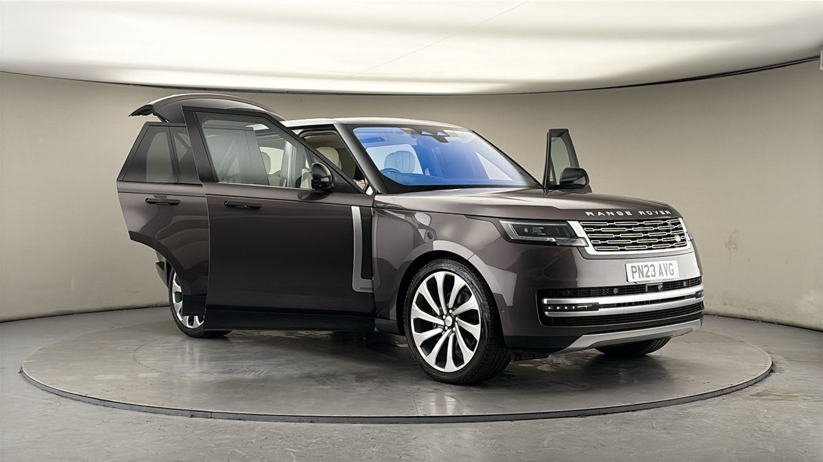 More views of Land Rover Range Rover