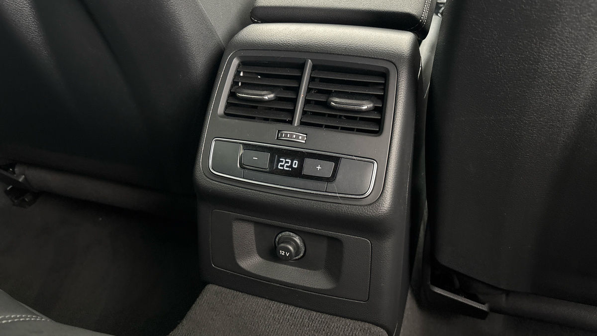 Audi A4 Avant Image 25