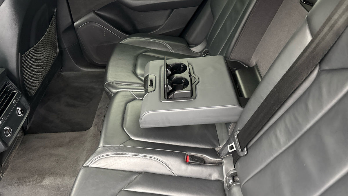 Audi Q8 Image 9