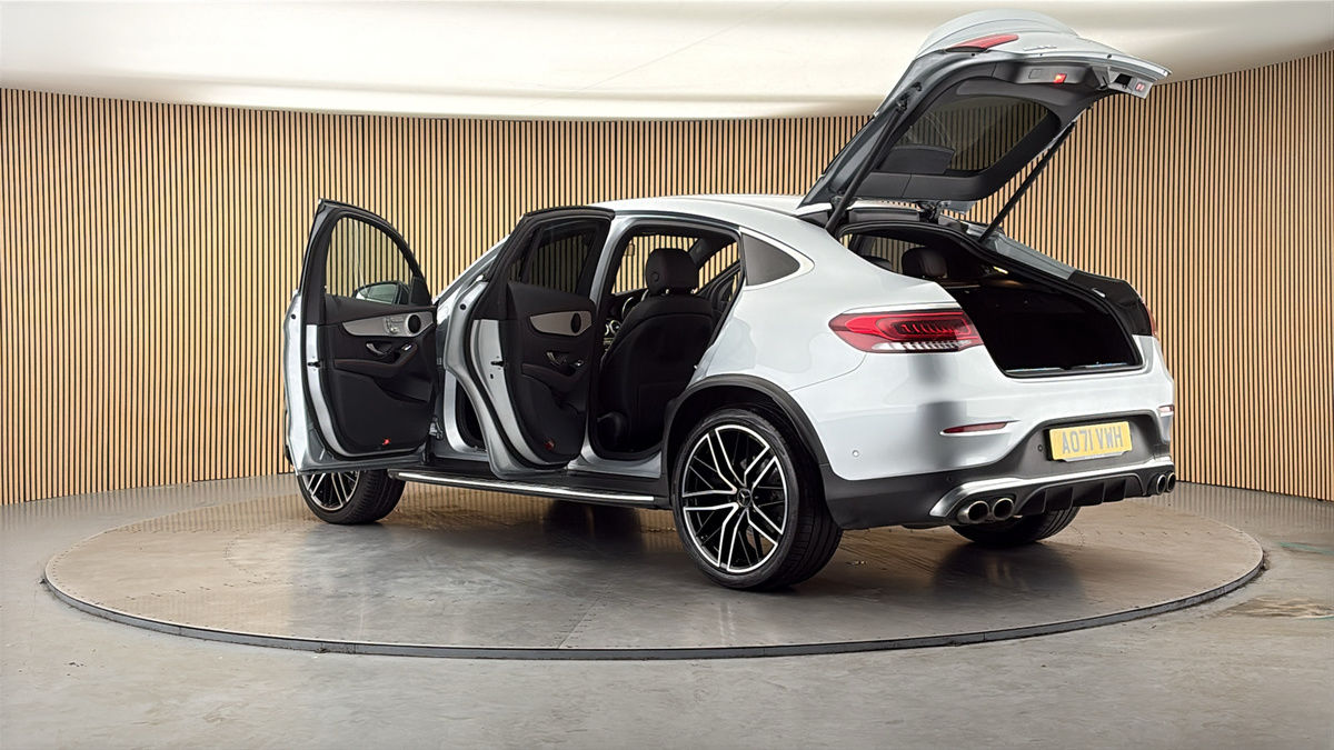 More views of Mercedes-Benz GLC