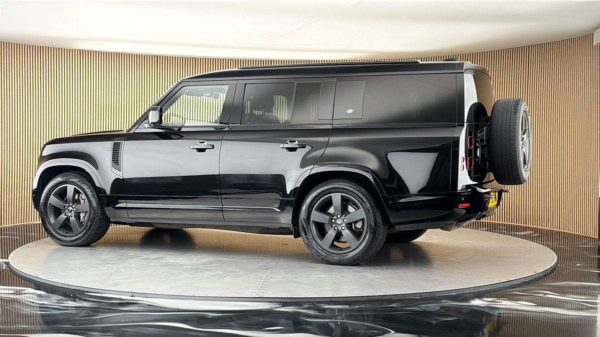 More views of Land Rover Defender 130