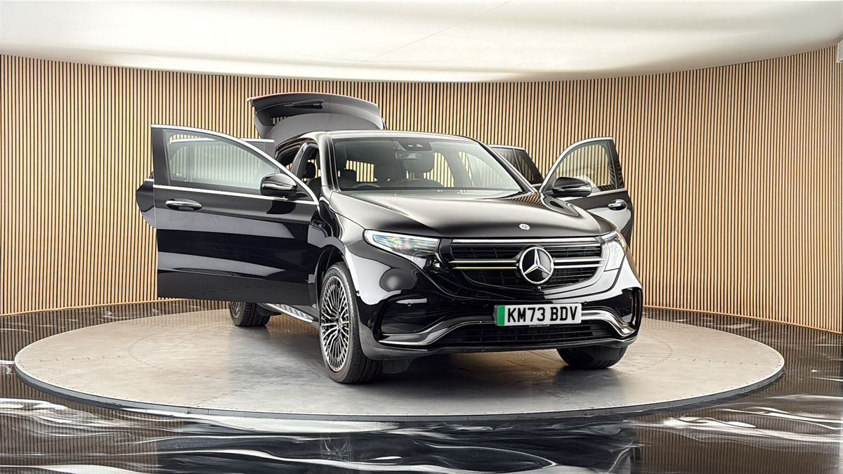 More views of Mercedes-Benz EQC