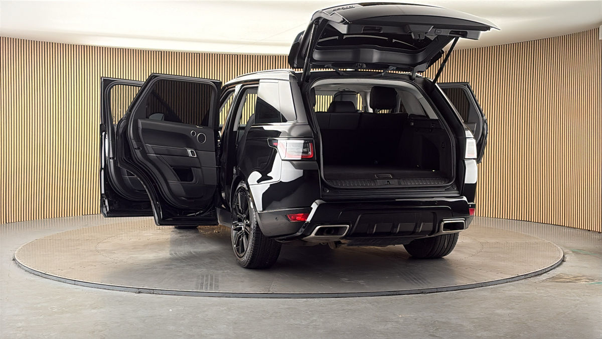 More views of Land Rover Range Rover Sport