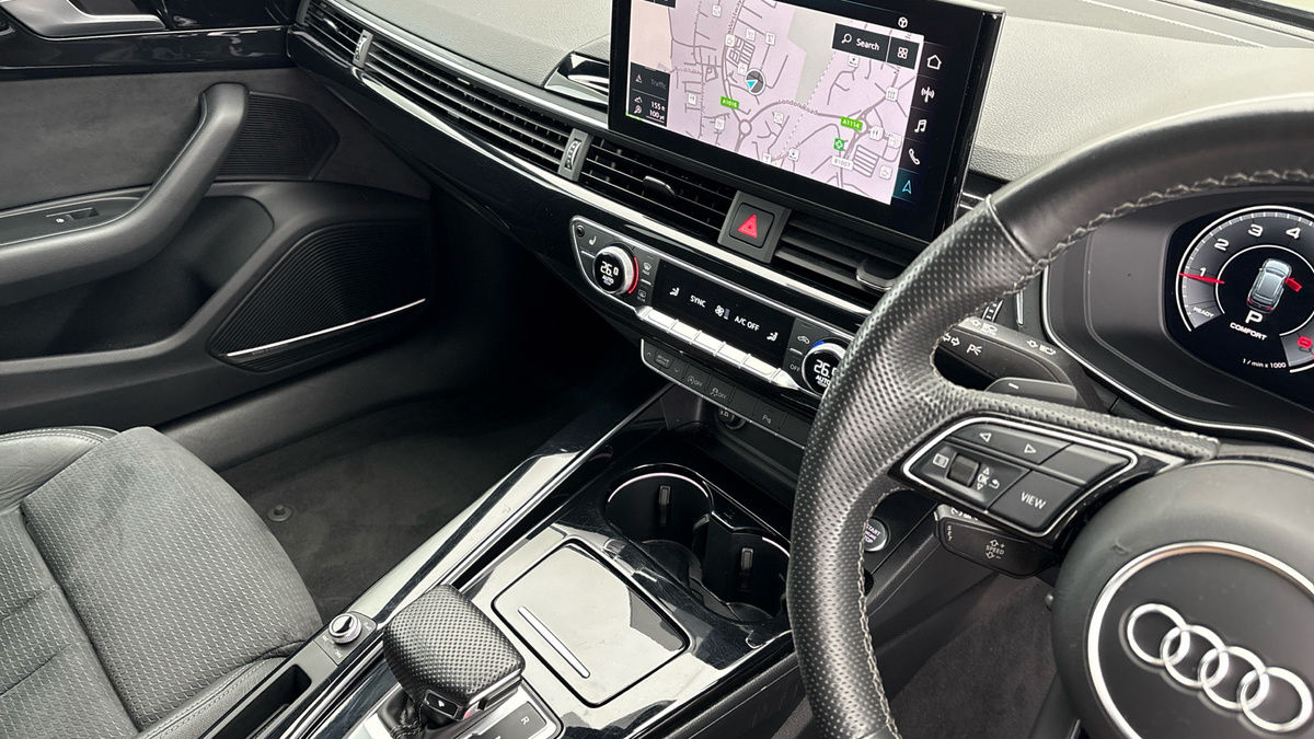 Audi A4 Avant Image 18