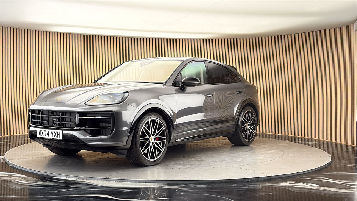 More views of Porsche Cayenne