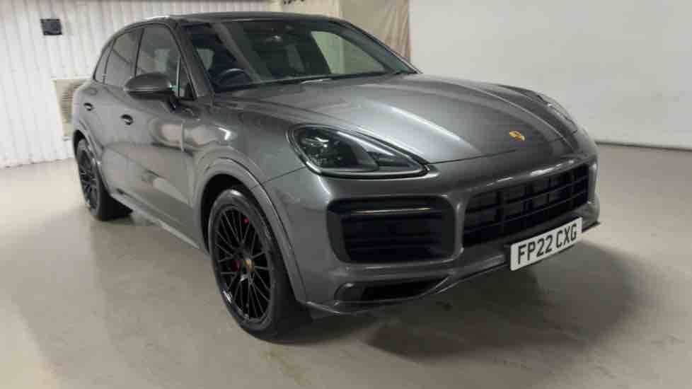 More views of Porsche Cayenne