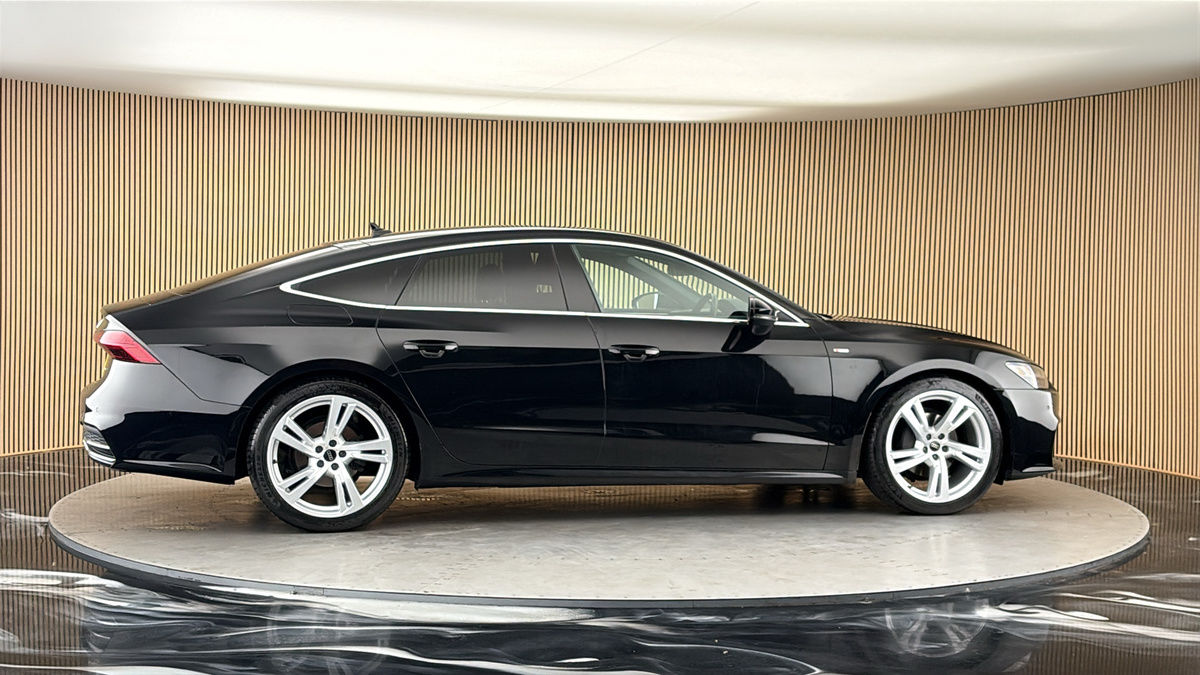 More views of Audi A7