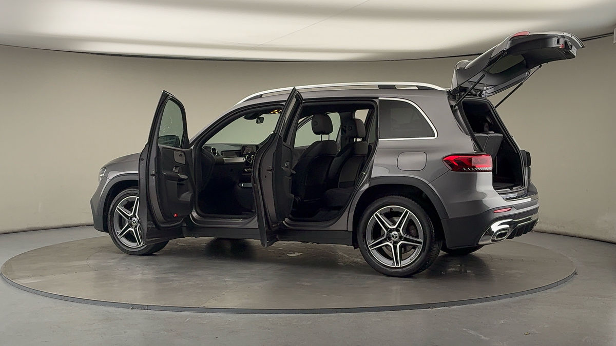 More views of Mercedes-Benz GLB