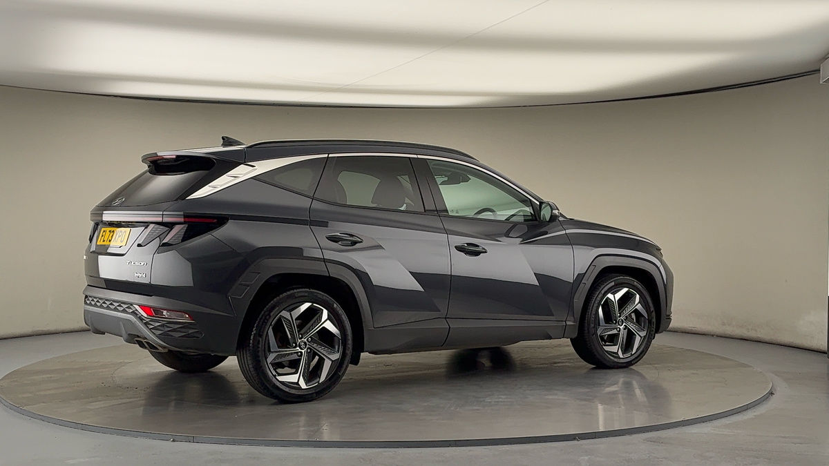 More views of Hyundai TUCSON