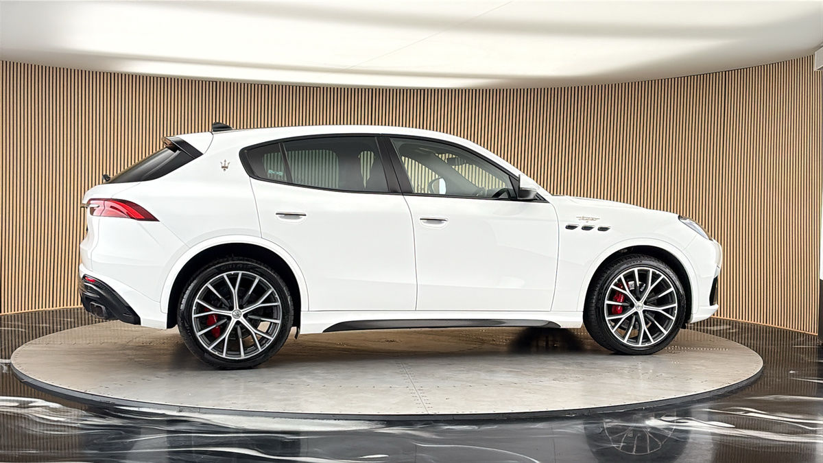More views of Maserati Grecale