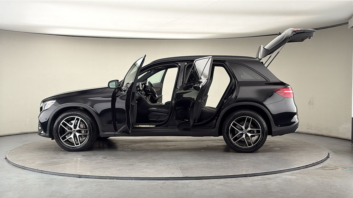 More views of Mercedes-Benz GLC