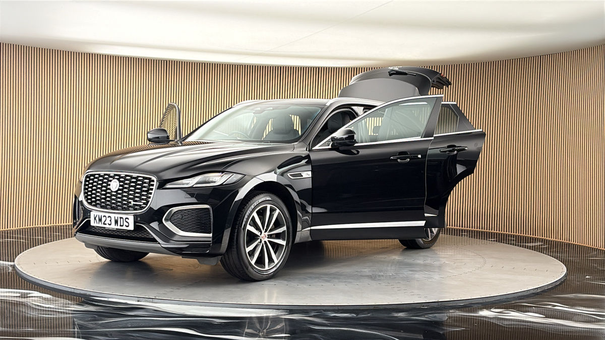 More views of Jaguar F-PACE