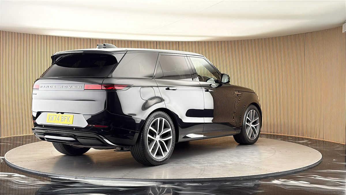 More views of Land Rover Range Rover Sport